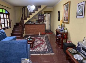 94dad17723ad64a291e2113f2cb498d3957501bb · Sobrado à Venda no Jardim Santa Mena - Guarulhos | 216 m² construídos | 4 Dormitórios (2 Suítes) | 2