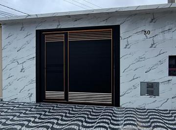 Casa de 2 quartos, Mongaguá · Casa nova com piscina lado praia