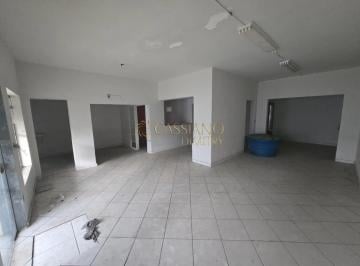 Comercial · 300m² · 4 Vagas · Casa comercial reformada para locação de 300m² | 03 banheiros e 04 vagas de garagem | Vila Adyana - 