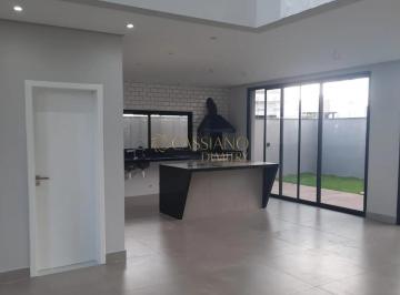 Casa · 250m² · 3 Quartos · 2 Vagas · Sobrado à venda de 213m² | 03 dormitórios, sendo 01 suíte e 02 vagas de garagem | Condomínio Reserva