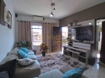 Casa · 208m² · 3 Quartos · 2 Vagas · Casa térrea à venda de 95m² | 03 dormitórios, 01 banheiro e 02 vagas de garagem | Jardim das Industr