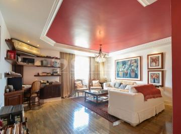 Apartamento · 176m² · 2 Quartos · 2 Vagas · Cobertura á Venda em Pinheiros com 176m², 2 quartos sendo 1 suíte, 2 vagas.