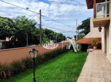 Sobrado à venda - Kennedy - Centro de Londrina/PR · Sobrado com 3 quartos à venda, 182 m² por R$ 1.300.000 - Kennedy - Centro de Londrina/PR