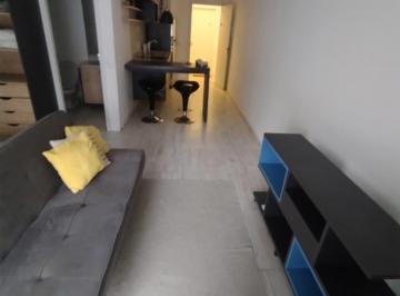 Casa · 1m² · 1 Quarto · Imoveis - no Centro