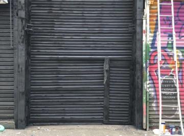 Comercial · 1m² · Imoveis - na República