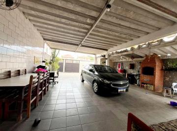 f96pkn82n2qymwi0otvlogu0_md · Casa espaçosa com 3 dormitórios, À VENDA, no Estuário