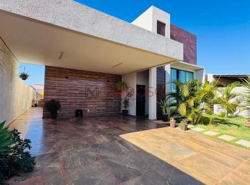Casa · 200m² · 4 Quartos · 3 Vagas · Casa 03 quartos na 26 de setembro , condomínio Fechado, alto padrão, 3 qtos + dependência