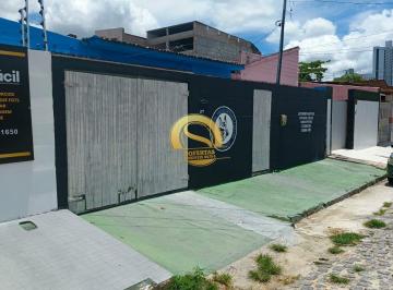 Casa · 200m² · 2 Quartos · 1 Vaga · Casa para locação fins comerciais no bairro do Catolé.