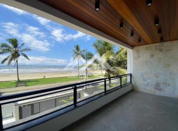 Casa · 242m² · 4 Quartos · 4 Vagas · Sobrado alto padrão, localizado na frente da praia em Peruíbe