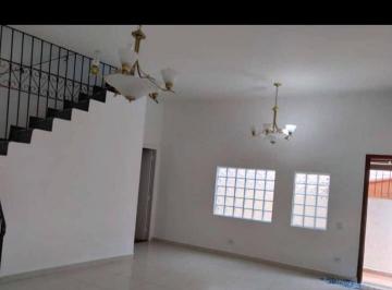 Casa de 3 quartos, São Paulo · Venda - Sobrado - 200m 3 dormitórios 1 suíte- Peri - zona norte