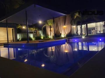 Foto 01 · Luxuosa Casa em Condomínio à Venda em Sorocaba-SP: 4 Quartos, 4 Suítes, 3 Salas, 457m² no Parque Res