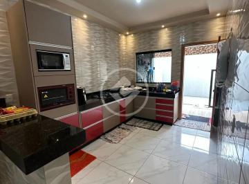 Casa · 250m² · 3 Quartos · 3 Vagas · Casa com 3 quartos sendo 2 suítes em Abadia de Goiás. codigo: 109487