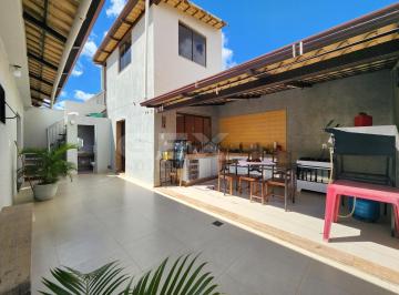 Casa · 60m² · 3 Quartos · 6 Vagas · Casa à venda no bairro Quintino, 3 quartos sendo 1 suíte, 6 vagas.
