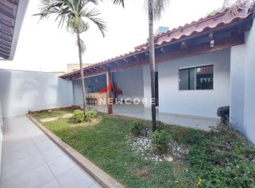 Casa · 170m² · 4 Quartos · 3 Vagas · Casa em Rua Márcio Ribeiro da Silva - Chácaras Tubalina e Quartel - Uberlândia/MG