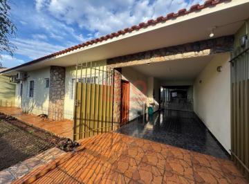Casa · 200m² · 3 Quartos · 4 Vagas · EXCELENTE CASA NO JD. IMPERIAL COM TERRENO INTEIRO !!!