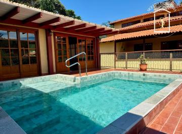 Casa de 4 quartos, Pirenópolis · Casa à venda em condomínio Pirenópolis/GO