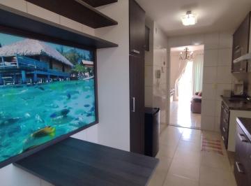 Apartamento · 53m² · 2 Quartos · 1 Vaga · Prédio com poucas unidades junto à praça do Mutuá.