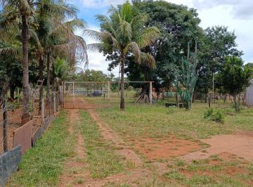 Rural de 2 quartos, Cidade Ocidental · Chácara no Condomínio Itapuã com casa, pomar e galinheiro - Cidade Ocidental