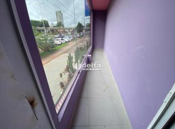 Comercial · 160m² · Loja disponível para venda no bairro Vigilato Pereira em Uberlândia-MG