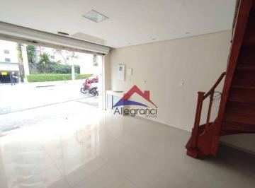 182ccaa7eedb3e606262b2512eff9b0dc1d12ed3 · Sobrado em Ótima Localização, 90m²