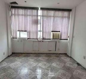 431b7280cf069fdef29c021b51f0f8c73e6d9dd3 · Sala Comercial no Coração do Méier