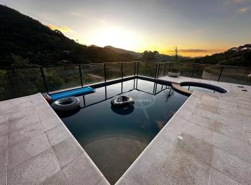 6ac1d2300b72615a6b6067aa28e020b591f0b835 · Casa com 6 dormitórios à venda, 400 m² por R$ 3.000.000,00 - Itaipava - Petrópolis/RJ