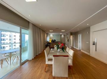Foto 15 · Apartamento de alto padrão com 3 quartos e 3 suítes na Vila Andrade, São Paulo. 211m², 2 salas, 5 ba