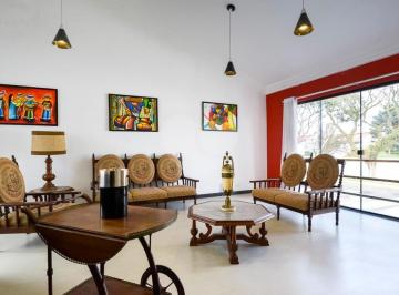 Casa de 5 quartos, Curitiba · Magnífica residência com 5Q, 2 sts, 6 bh, 5 vagas, 675AÚ, no Jd. das Américas