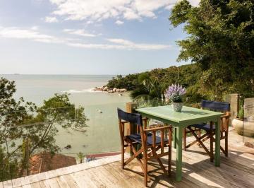 Casa de 3 quartos, Balneário Camboriú · Linda casa com vistar para o mar na Praia de Taquaras 