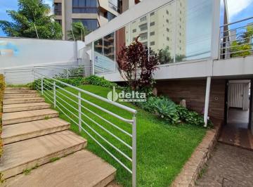 Comercial · 780m² · 10 Vagas · Prédio disponível para venda no bairro Centro em Uberlândia-MG