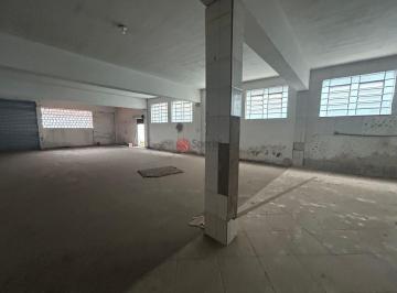 Comercial · 400m² · 10 Vagas · Salão comercial na Vila Formosa, 400 metros, 10 vagas, ao lado de comércio em geral e transportes.