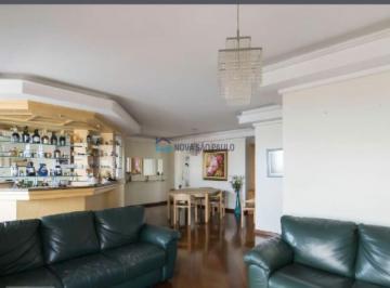 Apartamento · 139m² · 3 Quartos · 2 Vagas · Apartamento com 139m2 na região da Saúde, com 3 dormitórios sendo 1 suíte e 2 vagas