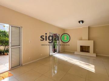 Casa · 230m² · 3 Quartos · 2 Vagas · Village Paineiras casa pronta para morar