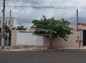 Casa · 200m² · 2 Quartos · 2 Vagas · Residencial Recanto Antônio Silva Filho, 02 dormitórios, 02 vagas de garagem.