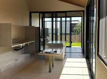 Casa · 210m² · 3 Quartos · 2 Vagas · Casa com 3 quartos à venda, no Condomínio Tamboré - Uberlândia/MG