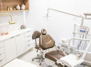 8f239c24fd91c80a4a2b1a326a6498a8e58eafad · Clínica Odontológica para venda- ALTO PADRÃO - , 90 m² - totalmente montada./DF