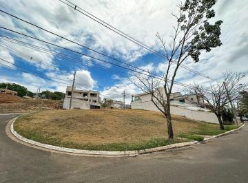 1051_iX52mf58b_105167179295922f2.jpg · Reserva do Engenho, esquina com 679 m²