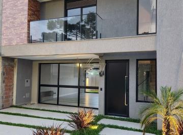 Casa · 166m² · 3 Quartos · 2 Vagas · Sobrado à venda no bairro Pilarzinho - Curitiba/PR
