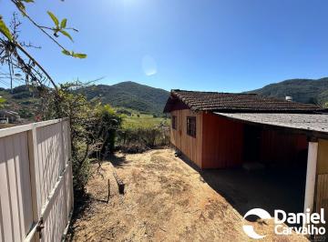 Casa · 81m² · 3 Quartos · 2 Vagas · Casa á venda em Governador Celso Ramos / SC