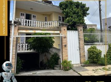 Casa · 138m² · 2 Quartos · 3 Vagas · ÓTIMO SOBRADO COM 02 DORMITÓRIOS LOCALIZADO NO BAI