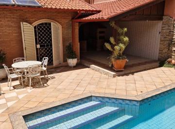Casa de 3 quartos, Poços de Caldas · Casa - Venda Jardim Centenário