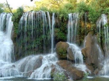 Rural de 5 quartos, Bonito · Fazenda em Bonito/MS - 250 hectares - belas cachoeiras -  5 km do asfalto
