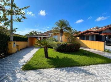 Casa · 200m² · 3 Quartos · 4 Vagas · Condomínio com 3 quartos à venda em Morada da praia - SP