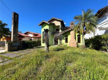Casa · 210m² · 4 Quartos · 2 Vagas · Condomínio com 4 quartos à venda em Morada da praia - SP