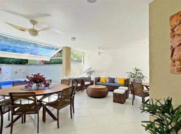Casa · 245m² · 4 Quartos · 2 Vagas · Casa com 4 quartos à venda em Riviera - SP
