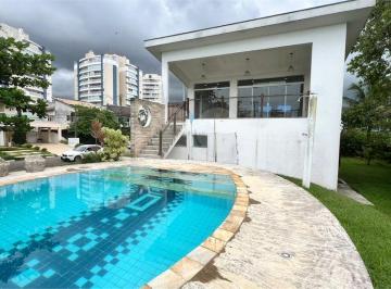 Casa · 324m² · 4 Quartos · 6 Vagas · Casa com 4 quartos à venda em Maitinga - SP