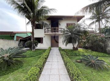 Casa · 385m² · 5 Quartos · 3 Vagas · Condomínio com 5 quartos à venda em Morada da praia - SP
