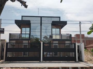 Casa · 175m² · 4 Quartos · 2 Vagas · Casa com 4 quartos à venda em Centro - SP