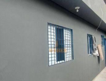 fedf6a07087c7e6e4e1d8b75e1ad4efe7feb9926 · Terreno com 5 casas, sendo 1 acabada