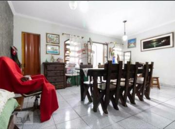 Casa · 230m² · 4 Quartos · 4 Vagas · Casa no Belém com 4 suítes, 4 vagas e churrasqueira
